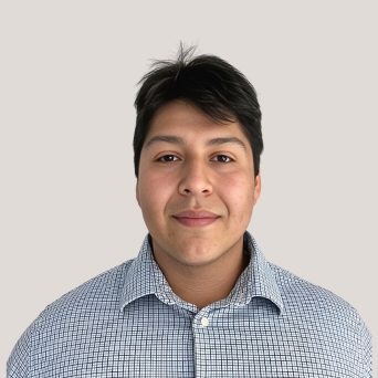 Luis_V_Account_Manager_DUMAK